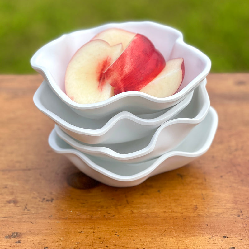 Vida Nube white melamine mini bowls by Beatriz Ball